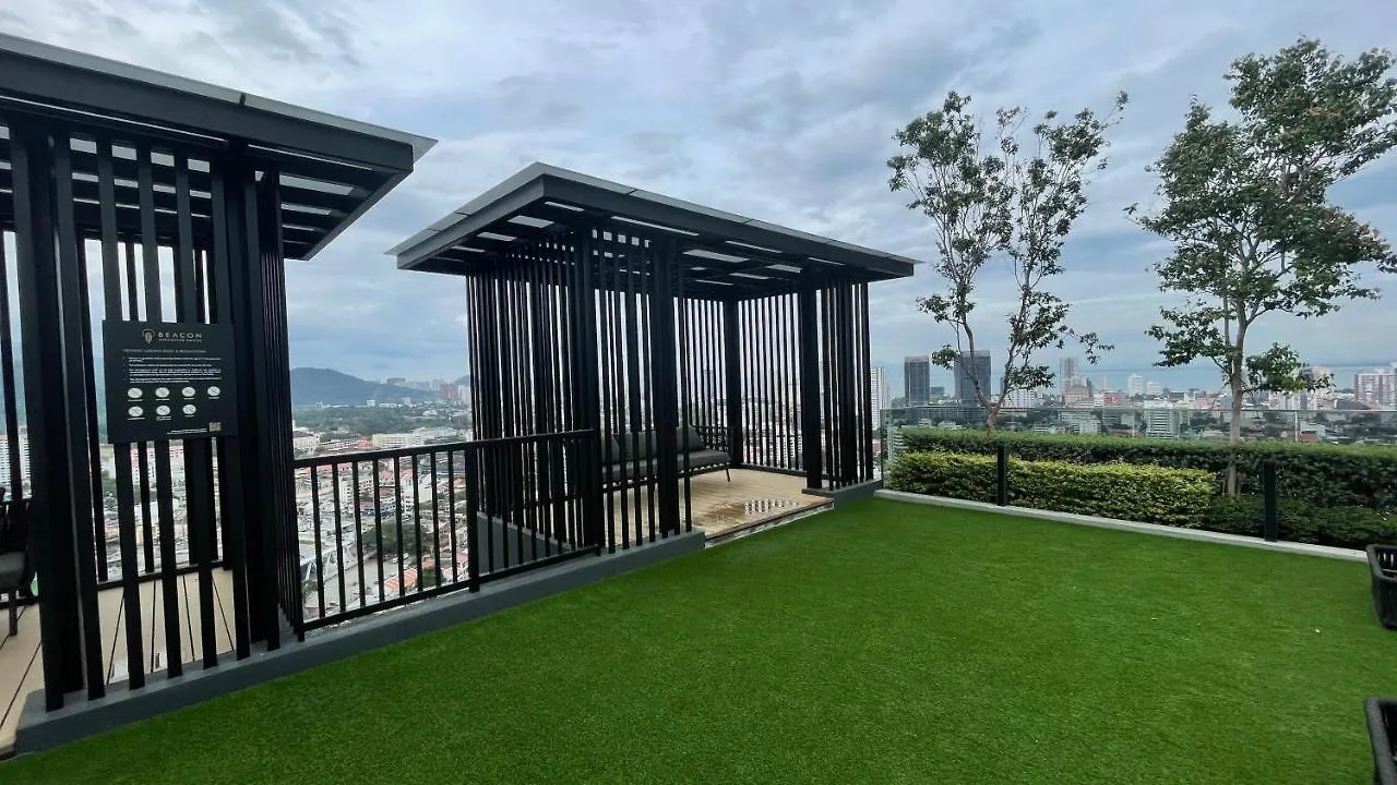 New Georgetown Stylist 2Br Homestay For 10Pax 无敌美景两房民宿 Beacon Executive Suite 0*, George Town Malásia