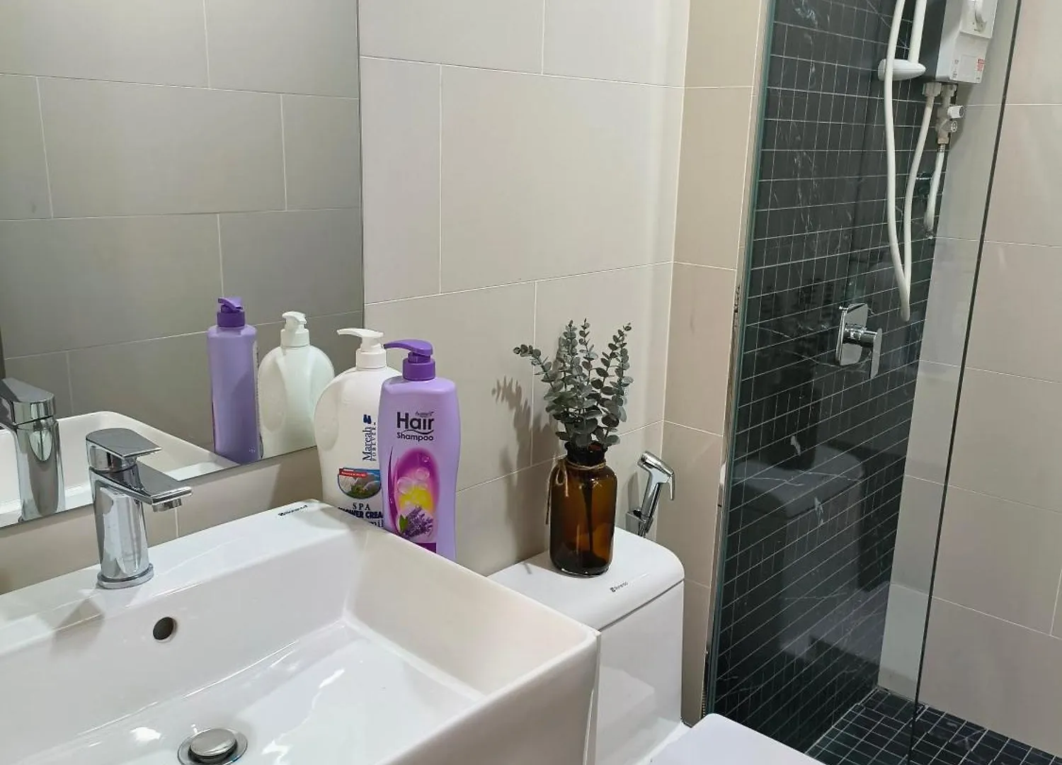 New Georgetown Stylist 2Br Homestay For 10Pax 无敌美景两房民宿 Beacon Executive Suite 0*, George Town